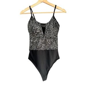 ASTR The Label Women’s Sequin Bodysuit Silver & Black Shine size XS